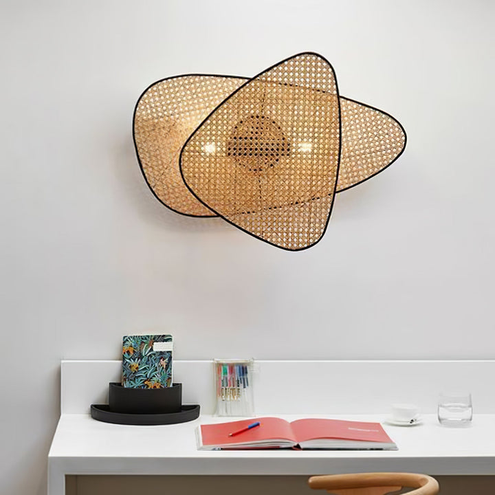 Screen Cannage Bracket light Sconce | Kalsten