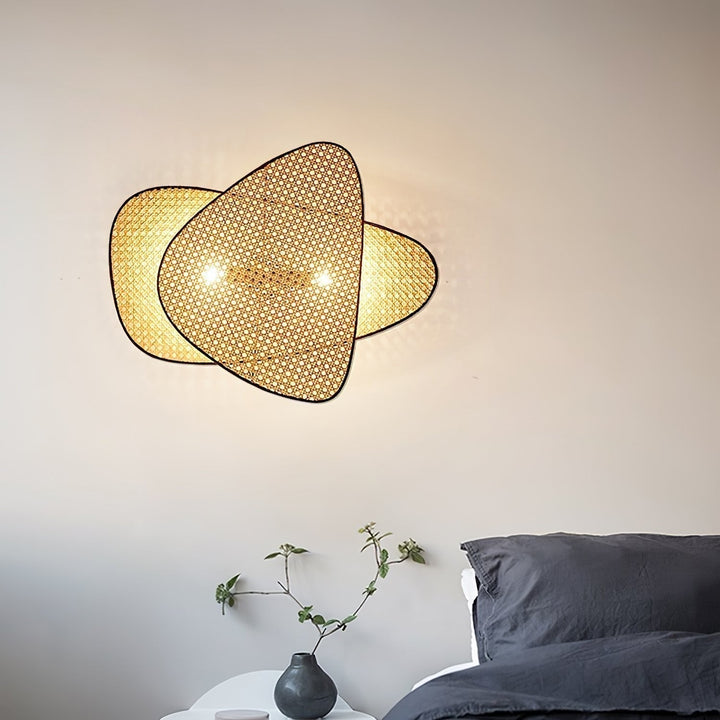 Screen Cannage Bracket light Sconce | Kalsten
