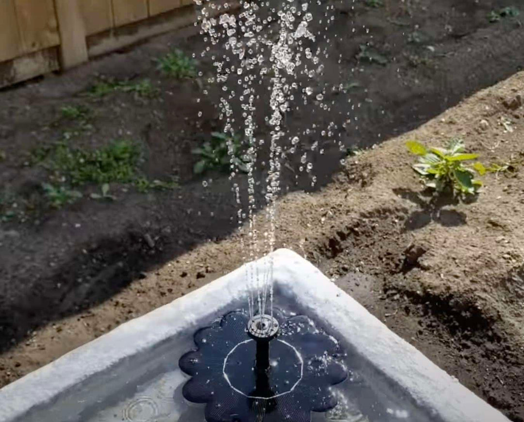Solar-powered fountain (floating) | Kalsten