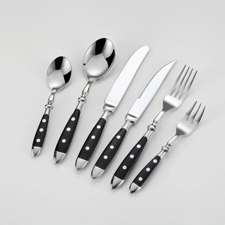 Nietengriff Tableware Set