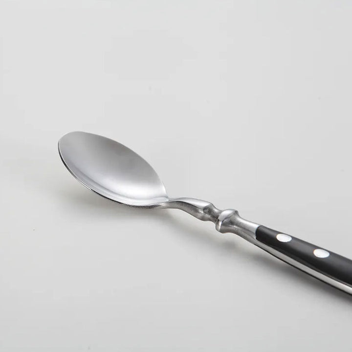 Nietengriff Tableware Set