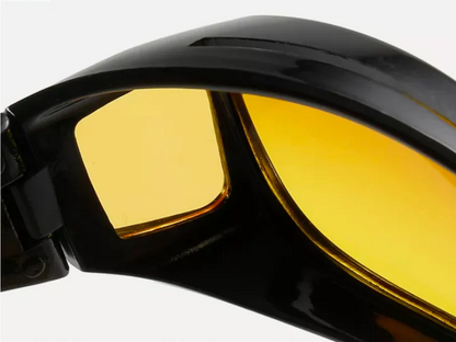 Night glasses with GlareCut technology (Safe driving at night)