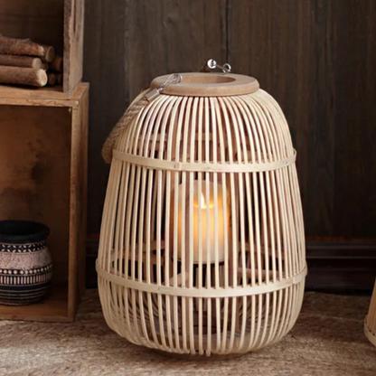 Rattan Lantern Wreath