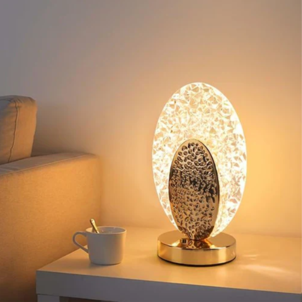 Elegant table lamp in peacock design | Kalsten