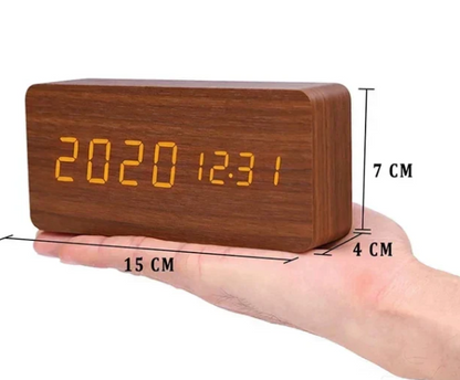 Sandsberg | WoodSense LED-Wood Clock – Voice-Controlled & Stylish for Any Room