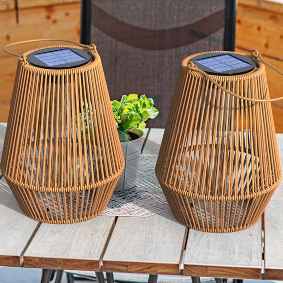 Solar Rattan Lantern Brehn