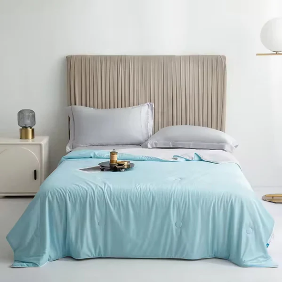 Cooling Blanket for Hot Sleepers, Moisture-Wicking and Breathable Fabric | Kalsten