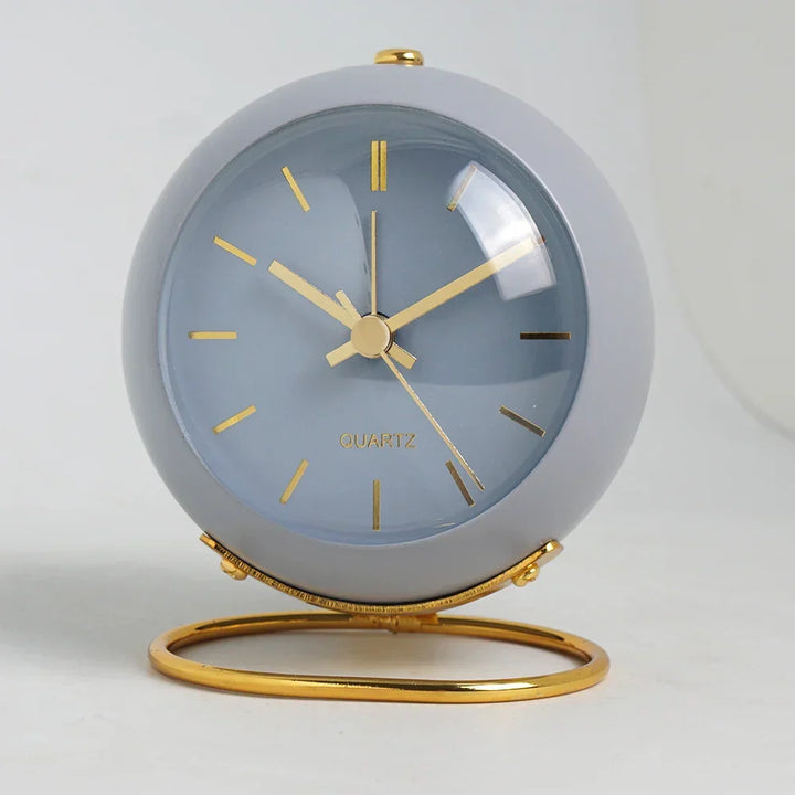 Minimalistic Scandinavian Desk Clock with Silent Quartz Movement | Kalsten