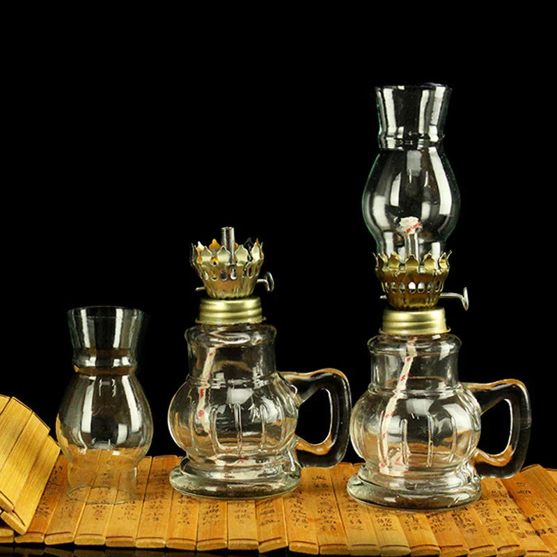 Vintage Kerosene Oil Lamp | Kalsten