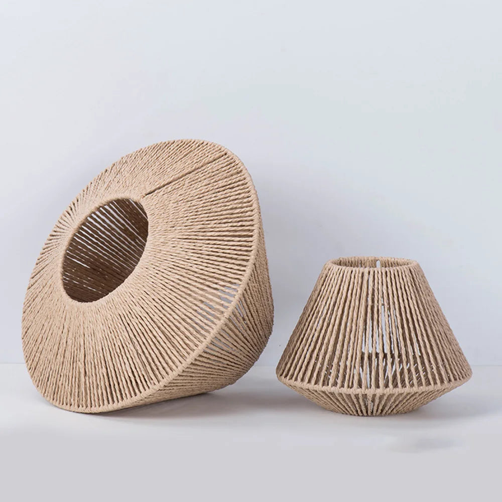 Rattan Pendant Lamp - Elegant Rattan Pendant Lamp with Geometric Design for Atmospheric Lighting Kalsten