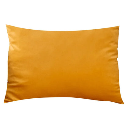 Skanto Skanto | Orion Noir Pillowcase - Luxurious Velvet Pillowcase for a Stylish Interior