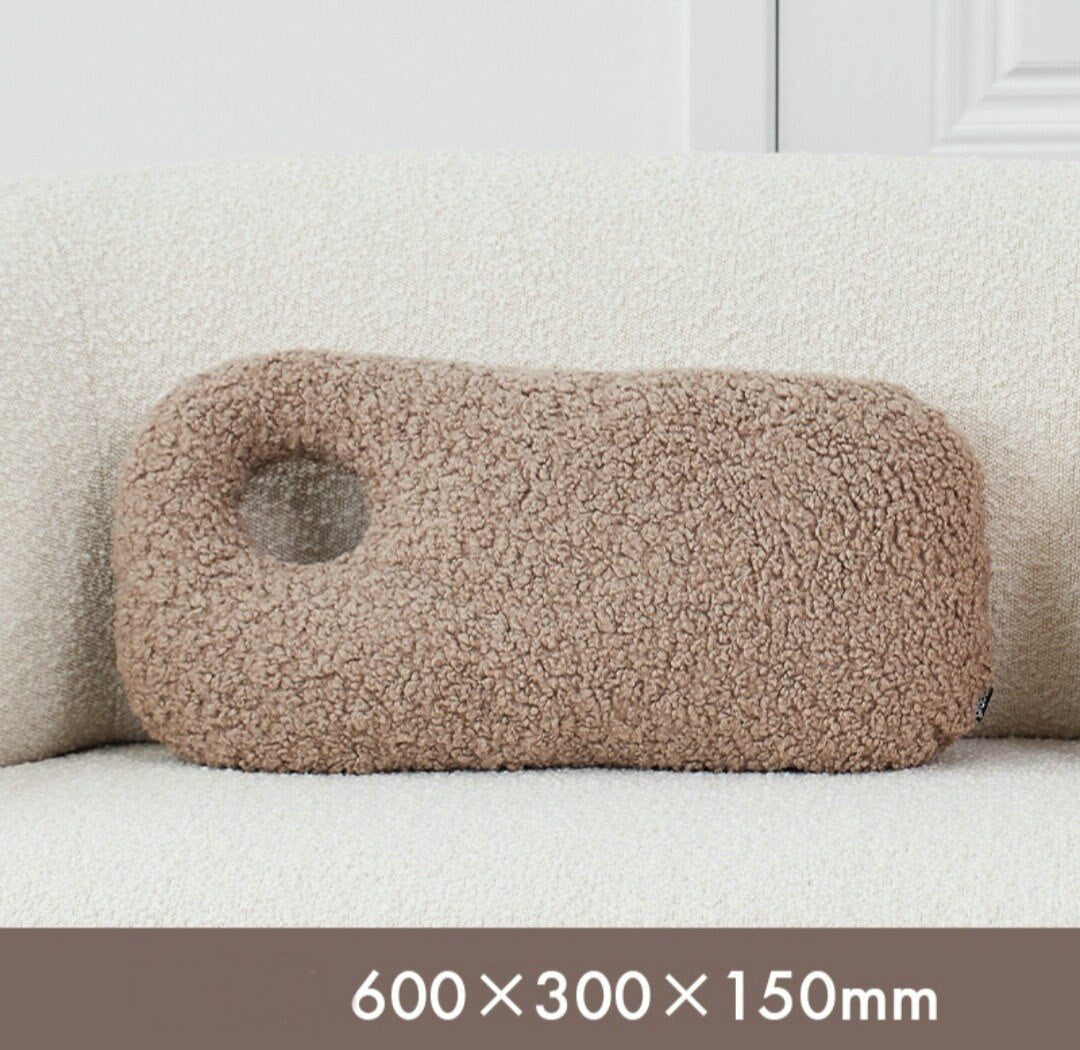 Fluffy Pebble Cushions | Kalsten