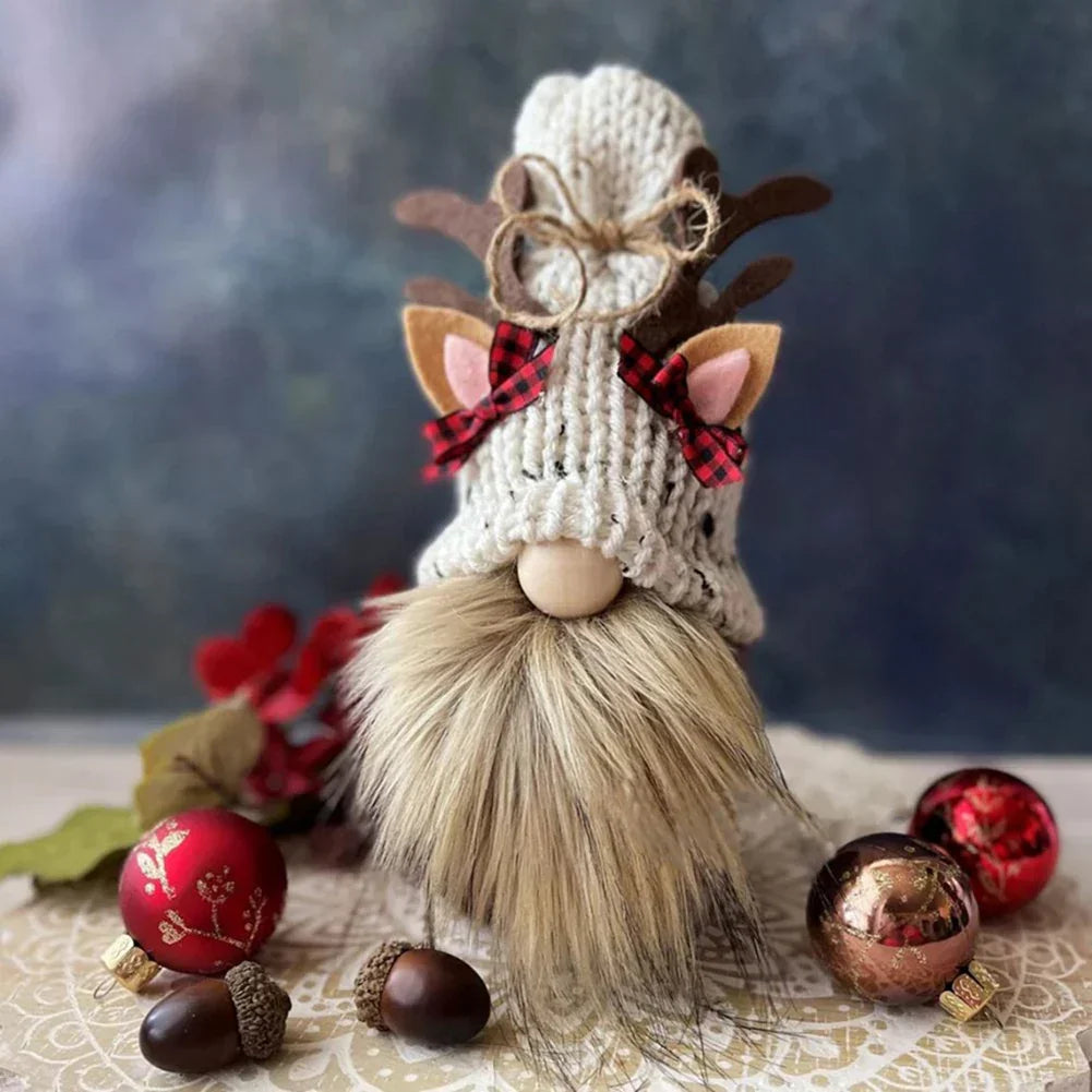 Cute Handmade Gnomes for Festive Ambiences Kalsten