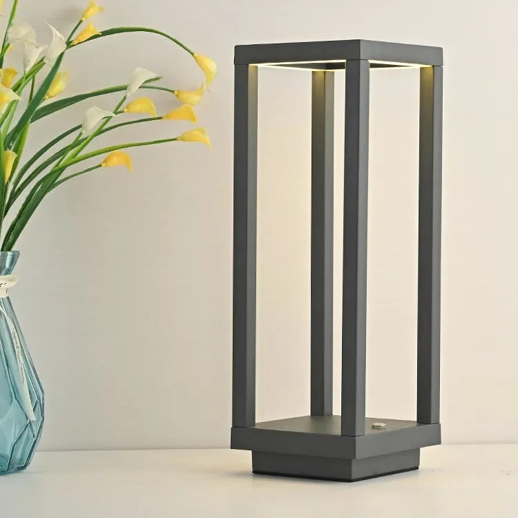 Modern wireless table lamp with class | Kalsten