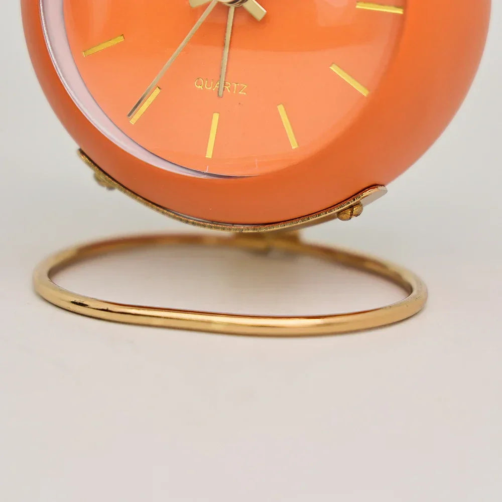 Minimalist Scandinavian Desk Clock with Silent Quartz Movement | Skanto