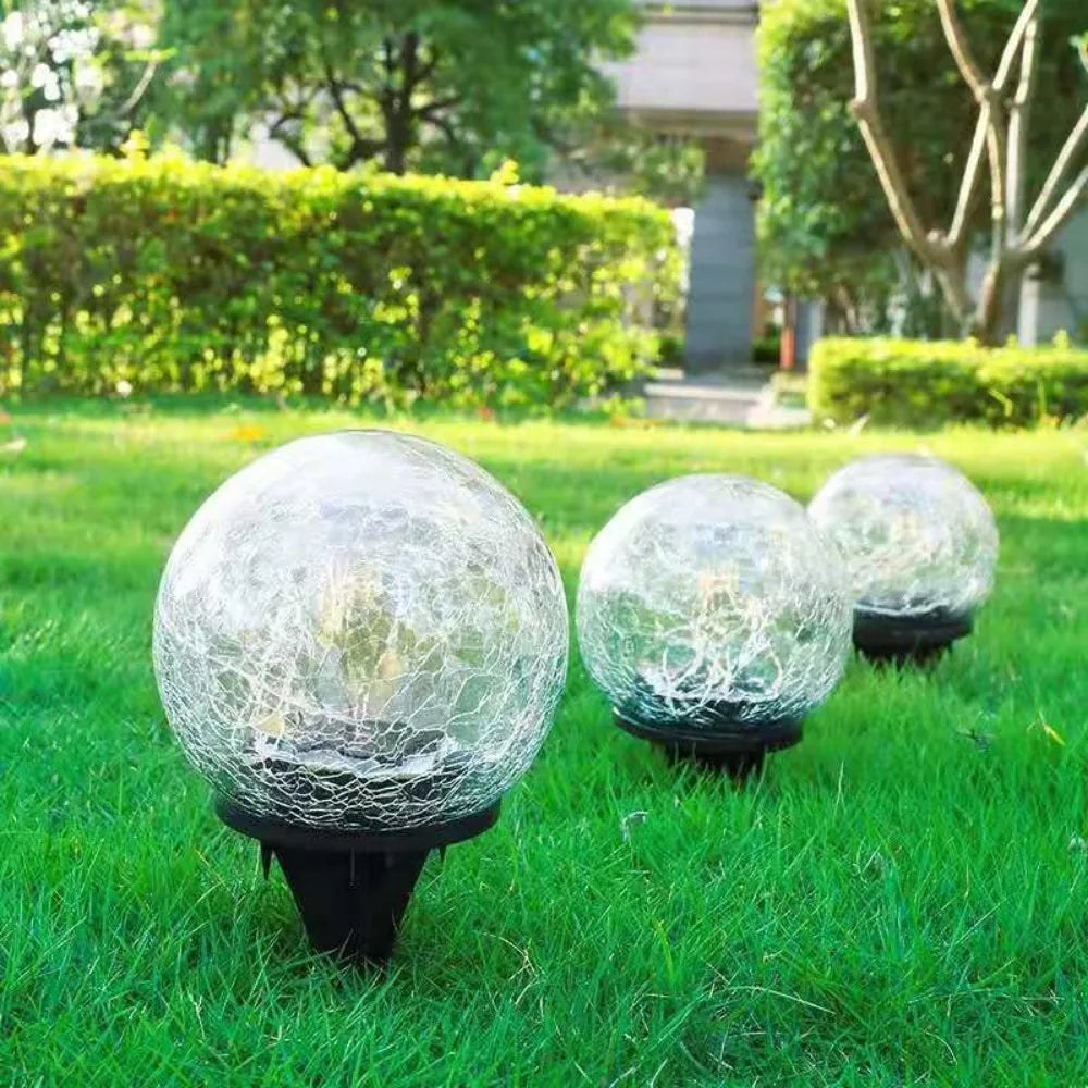 LED garden lights in crackle glass look – solar ball lamps for outdoor use and decoration | Kalsten
