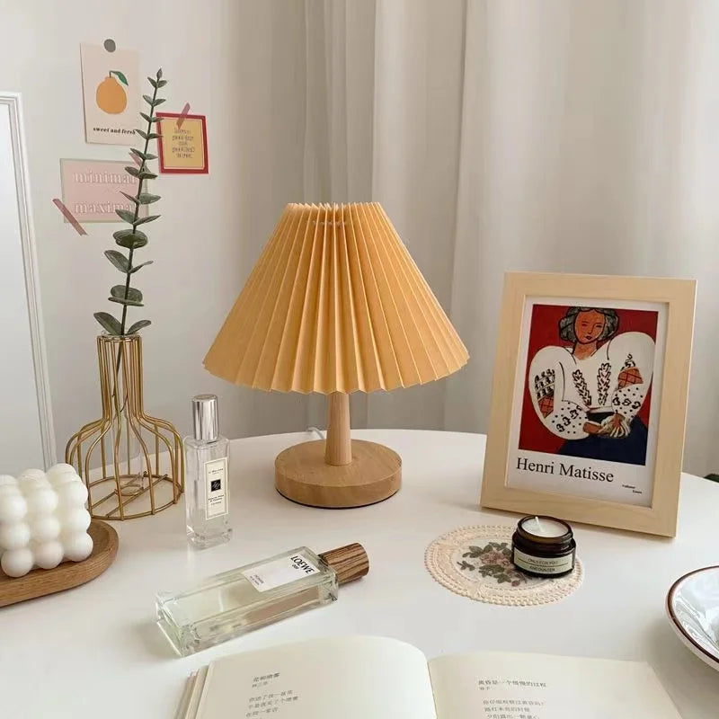 Foldable Pleat Table Lamp - Stylish Foldable LED Table Lamp for Unique Interior Design Kalsten