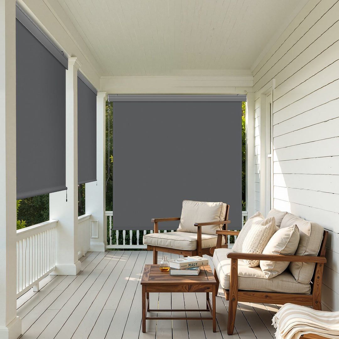 Vertical awning exterior roller blind with hand crank | Kalsten