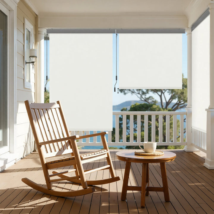 Vertical awning exterior roller blind with hand crank | Kalsten