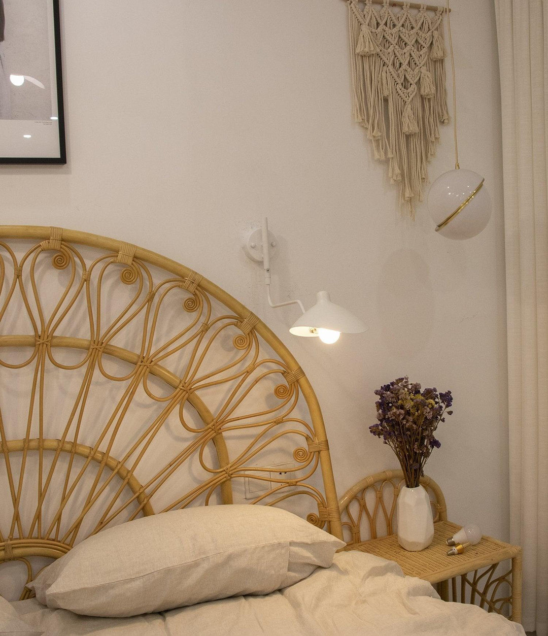 Serge Mouille Wall Lamp | Kalsten