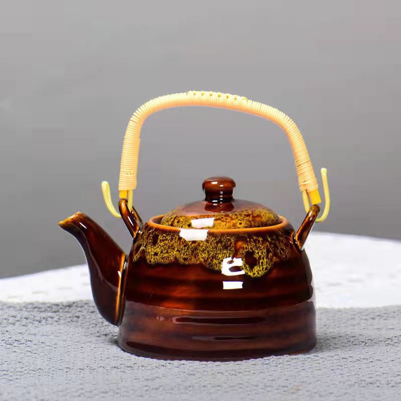 Colorful clay teapot | Kalsten