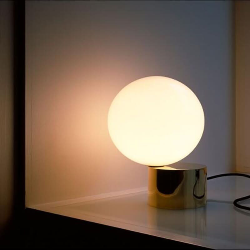 LUMORIS – Elegant table lamp | Kalsten