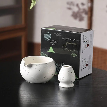 Ceramic Matcha Bowl with Spout Traditional Japanese Design 13.5cm Green Tea Serving Chawan-2