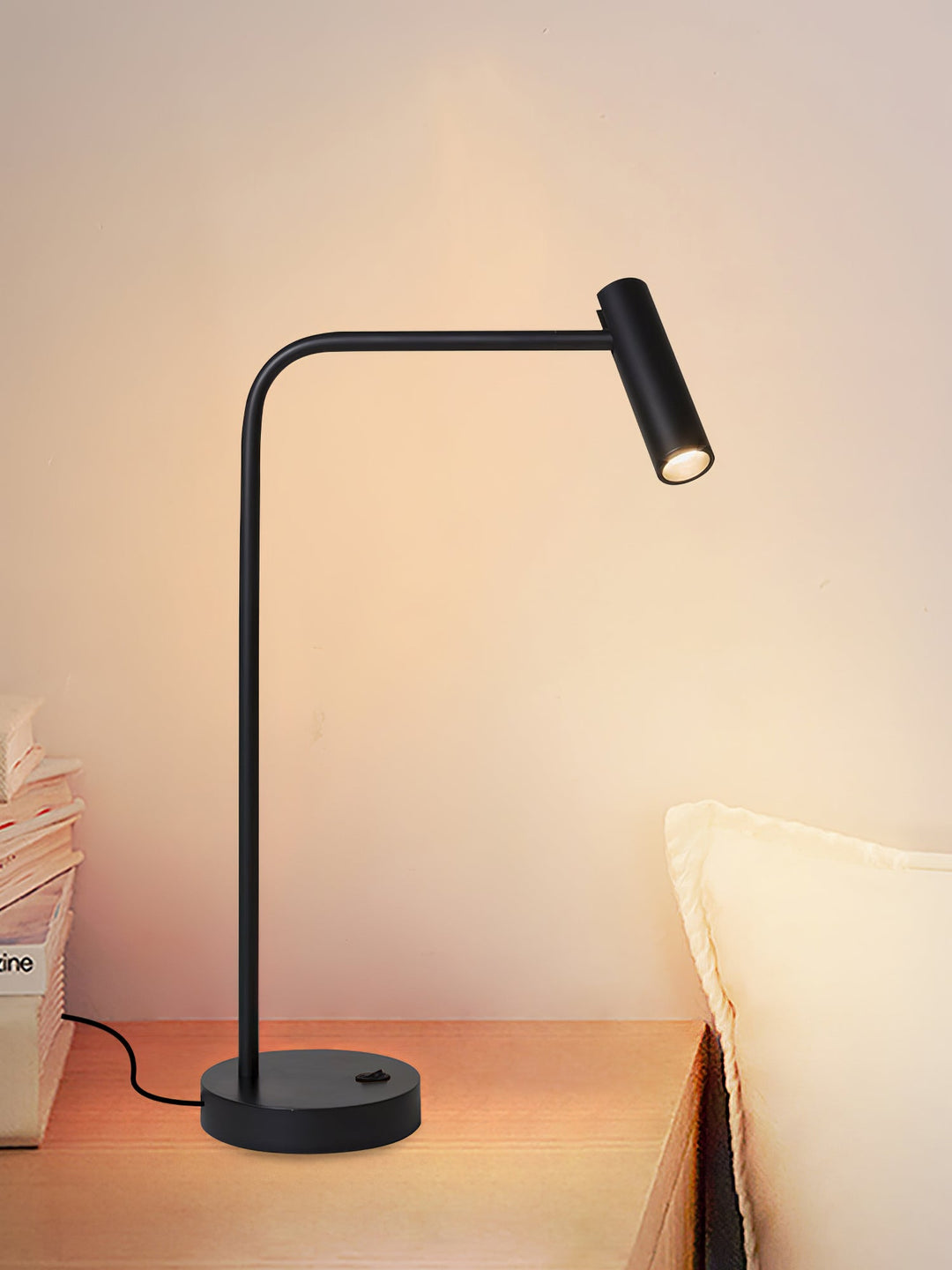 Skinny Portable lamp Table Lamp | Kalsten