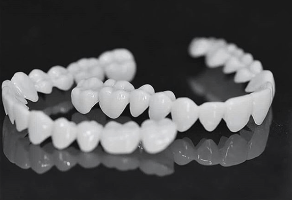 Kalsten | Customizable Dental Prosthesis with Dental Lenses