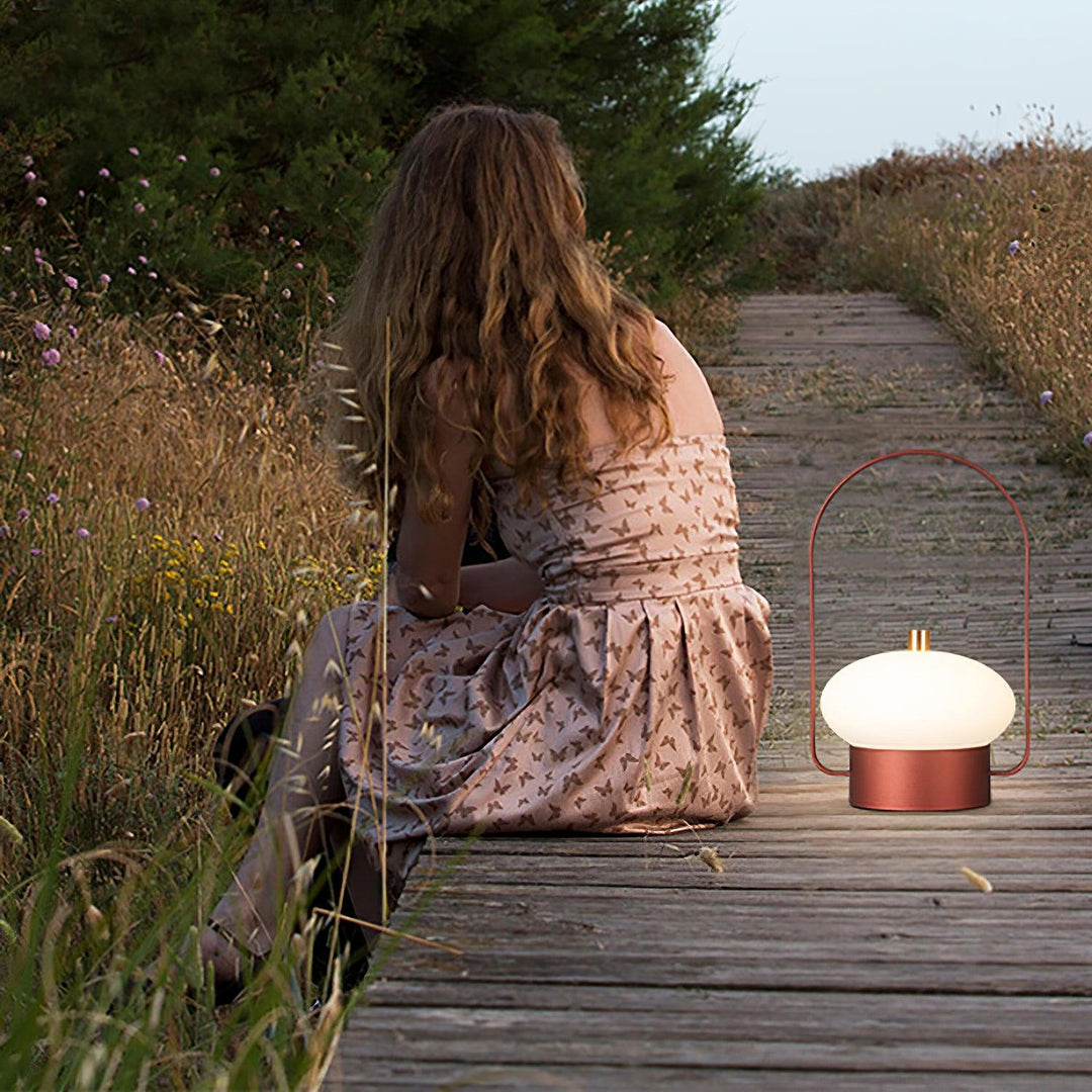 Soft Spot Table Lamp 4.9' | Kalsten