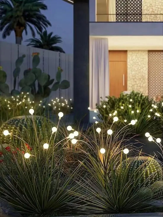 Solar Garden Lighting - LunaGlow | Kalsten