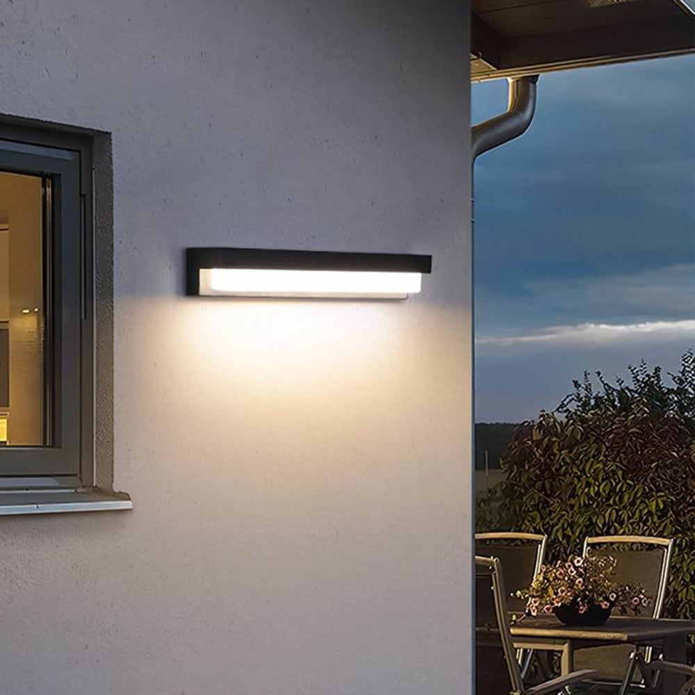 Solar Motion-Sensor Outdoor Wall Light