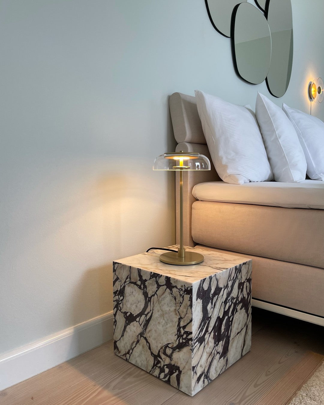 Solara Desk lamp Table Lamp | Kalsten