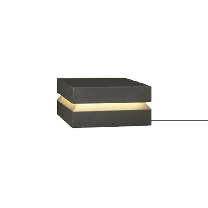 Square Post Outdoor Light | Kalsten