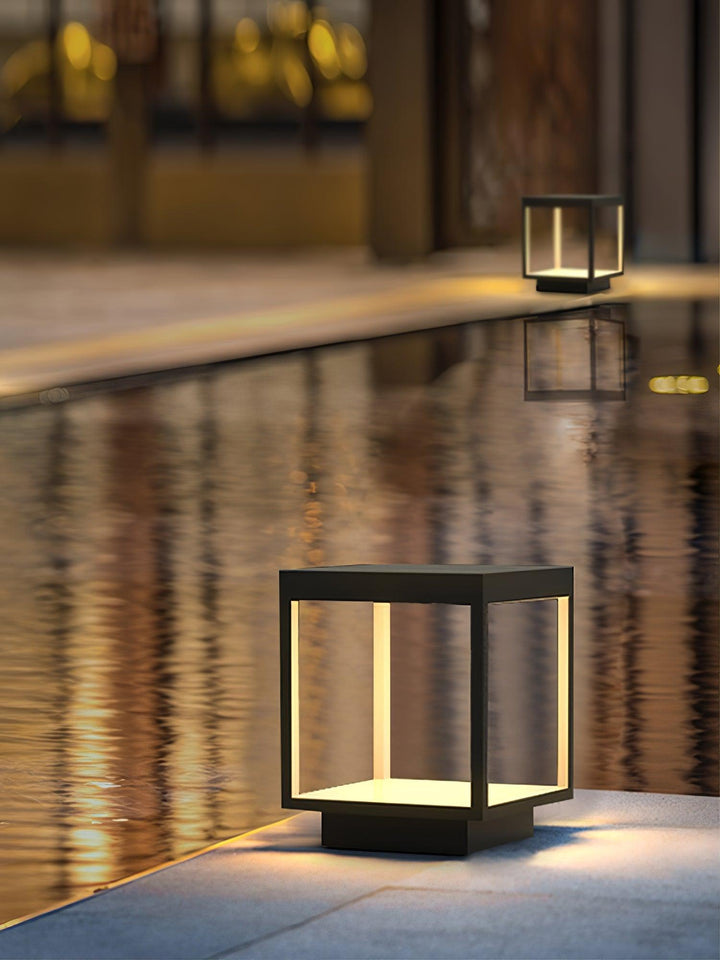 Square Frame Post Outdoor Light | Kalsten