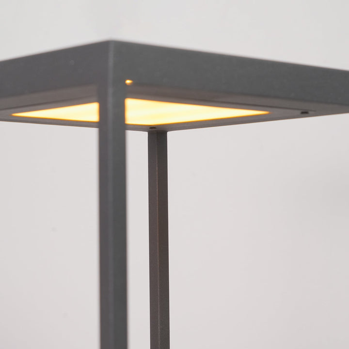 Square Frame Post Outdoor Light | Kalsten