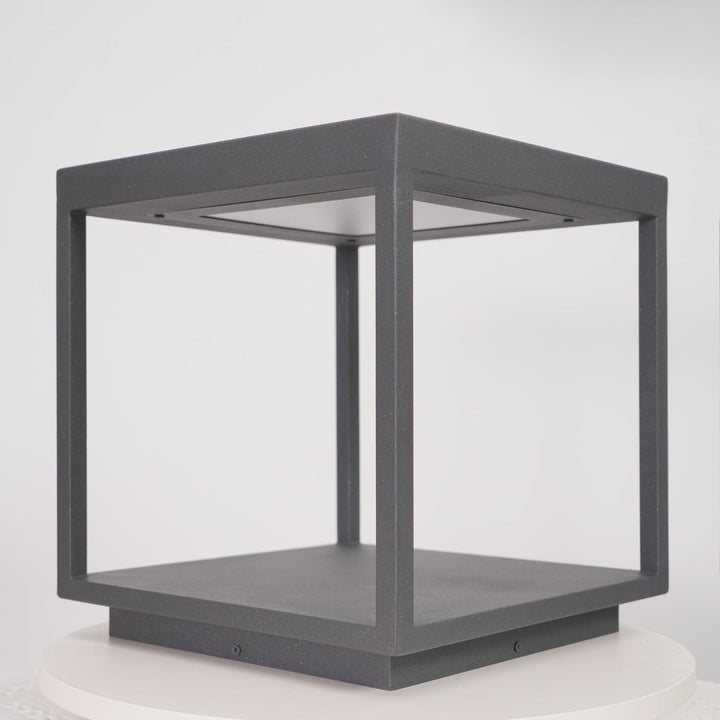 Square Frame Post Outdoor Light | Kalsten