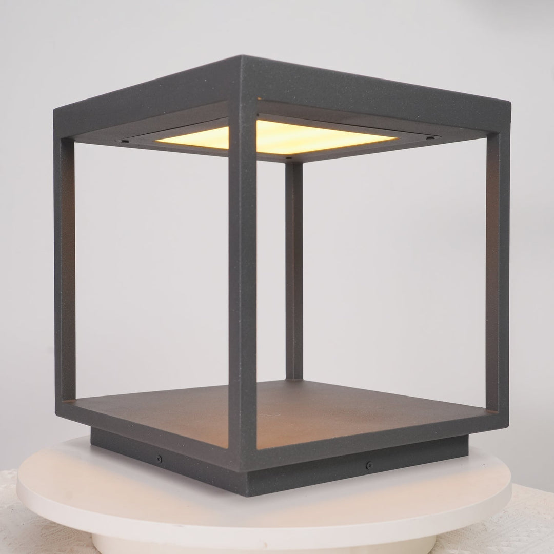Square Frame Post Outdoor Light | Kalsten