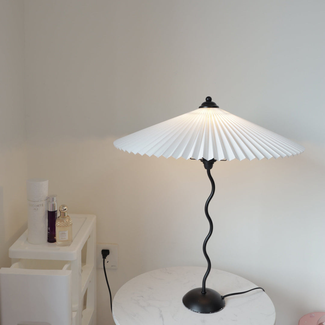 Squiggle Portable lamp Table Lamp | Kalsten