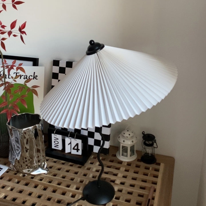 Squiggle Portable lamp Table Lamp | Kalsten
