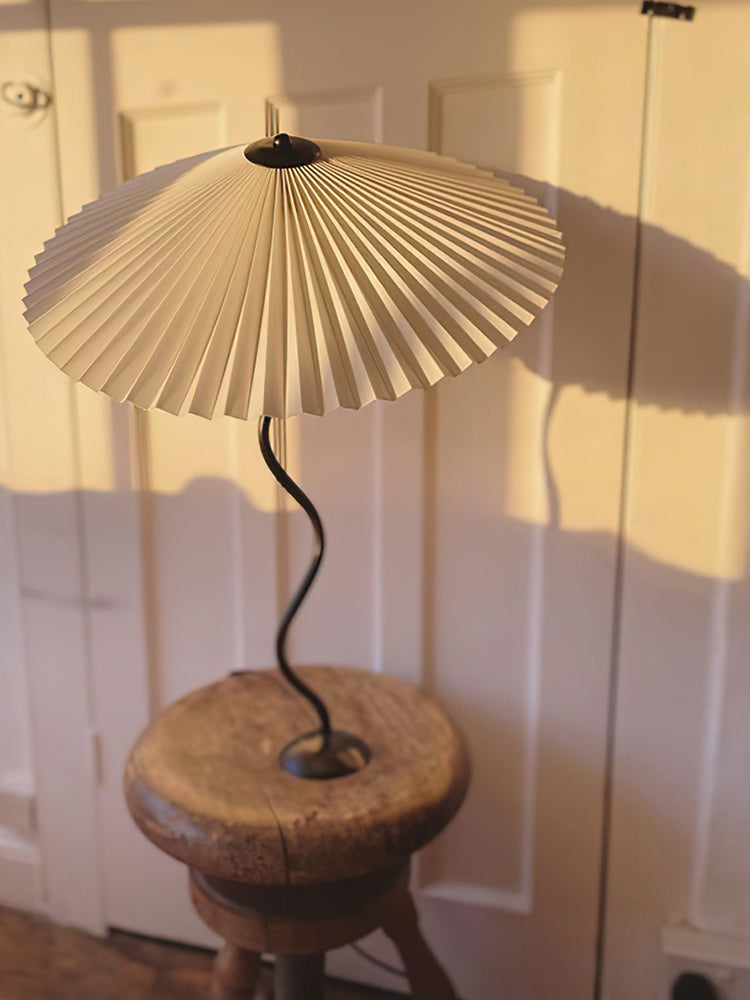 Squiggle Portable lamp Table Lamp | Kalsten