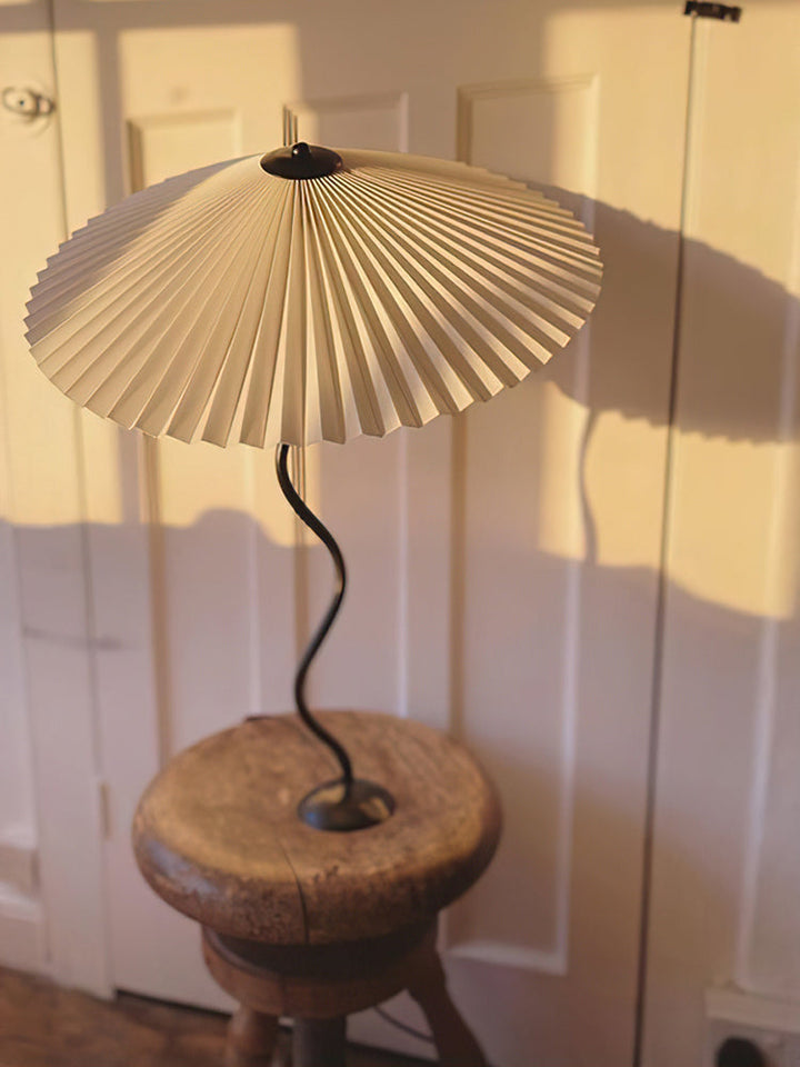Squiggle Portable lamp Table Lamp | Kalsten