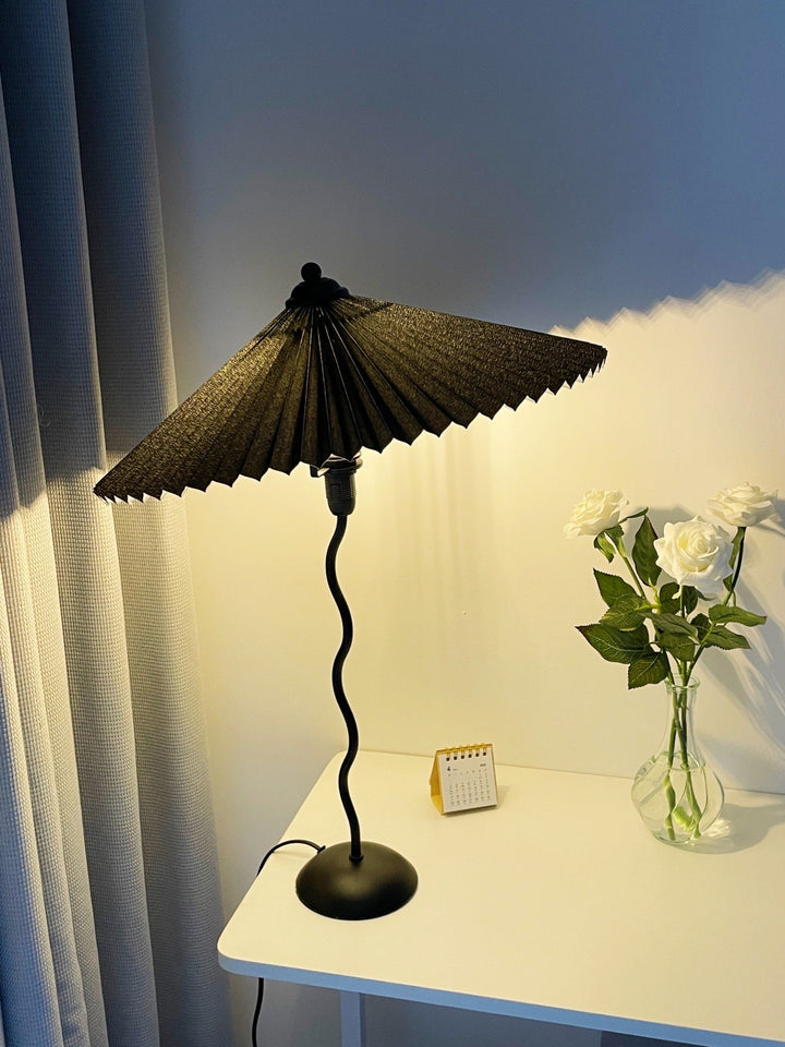 Squiggle Portable lamp Table Lamp | Kalsten