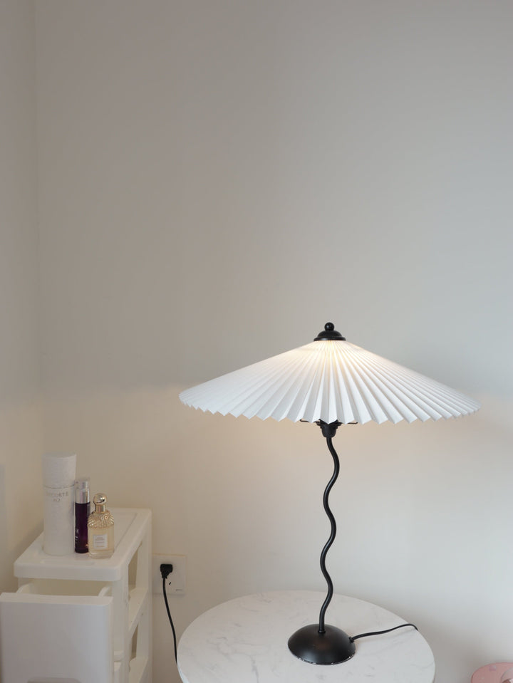 Squiggle Portable lamp Table Lamp | Kalsten