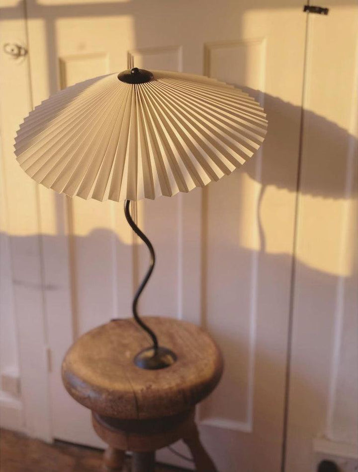 Squiggle Portable lamp Table Lamp | Kalsten