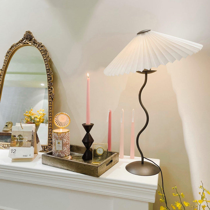 Squiggle Portable lamp Table Lamp | Kalsten