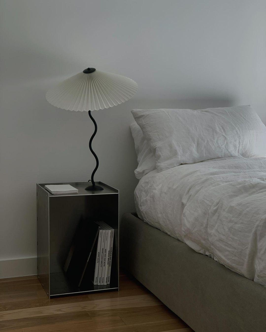 Squiggle Portable lamp Table Lamp | Kalsten