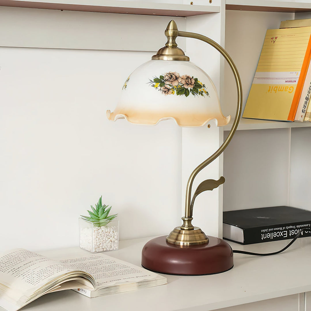 Stolna Table Lamp | Kalsten