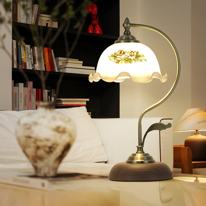 Stolna Table Lamp | Kalsten