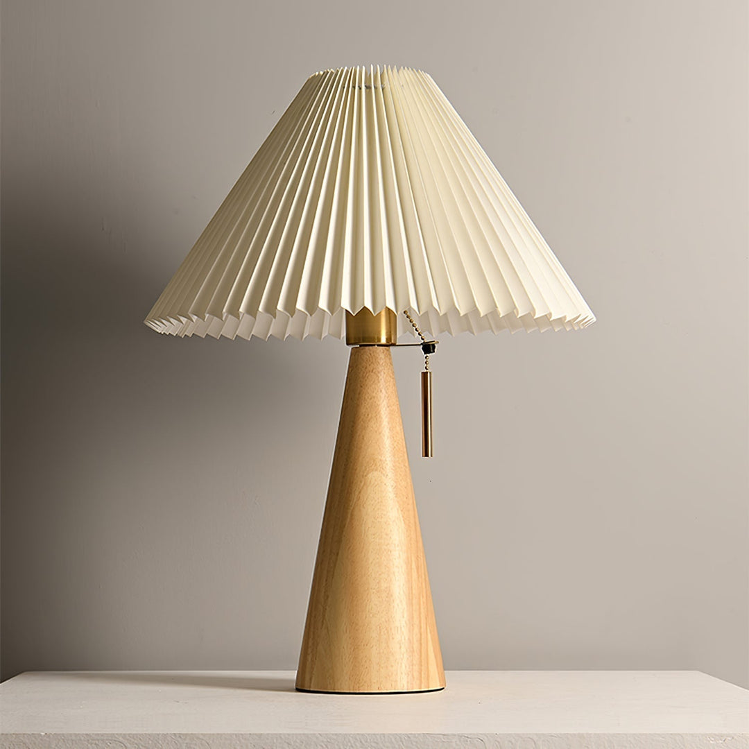 AntiqueRadiance – Elegant Wood and Metal Table Lamp | Kalsten